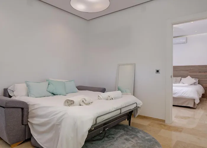 Villa Vista Verde Mijas Golf - Optional Heated Pool & Jacuzzi