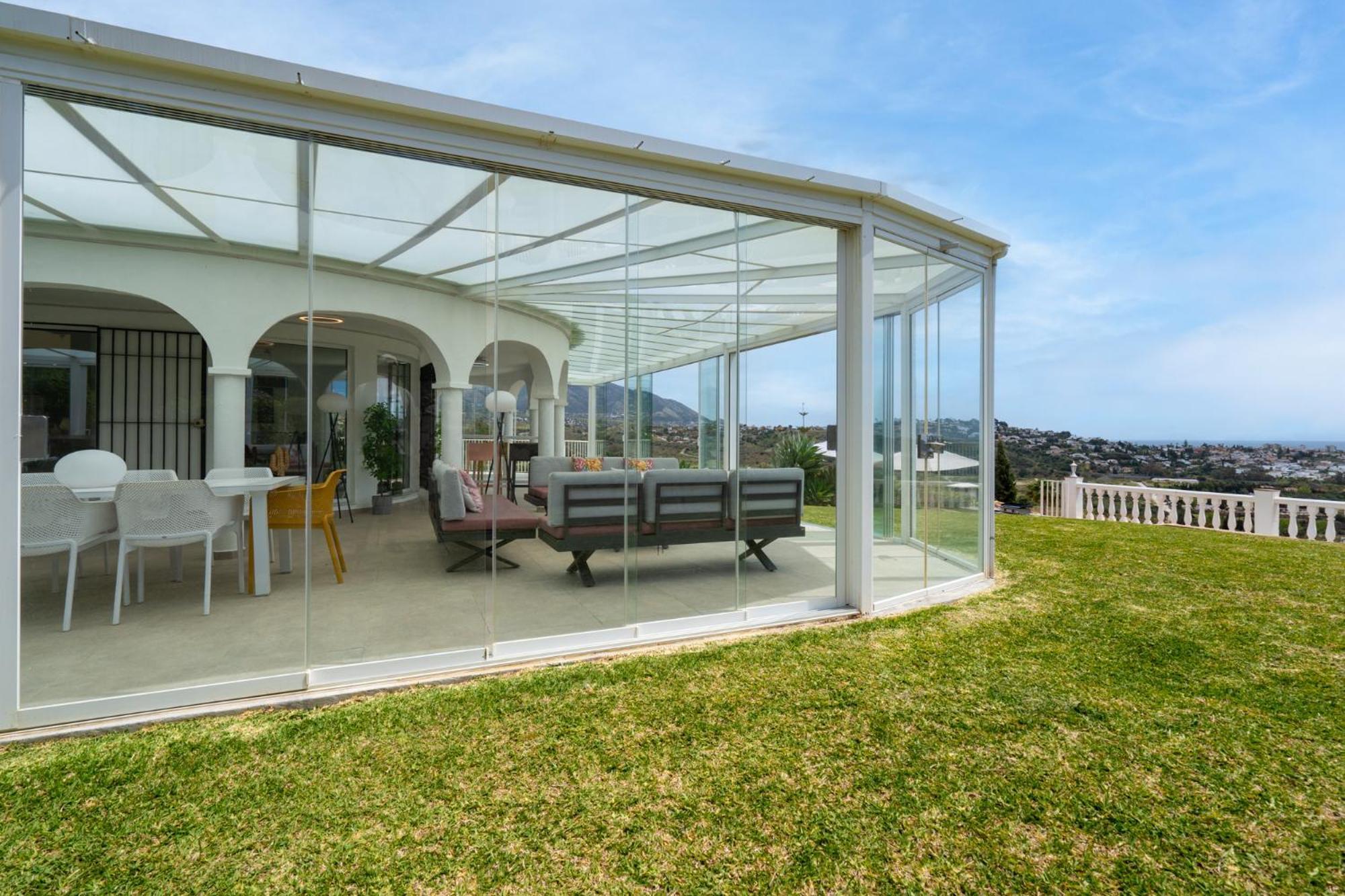 Vista Golf - Optional Heated Pool & Jacuzzi Villa Mijas