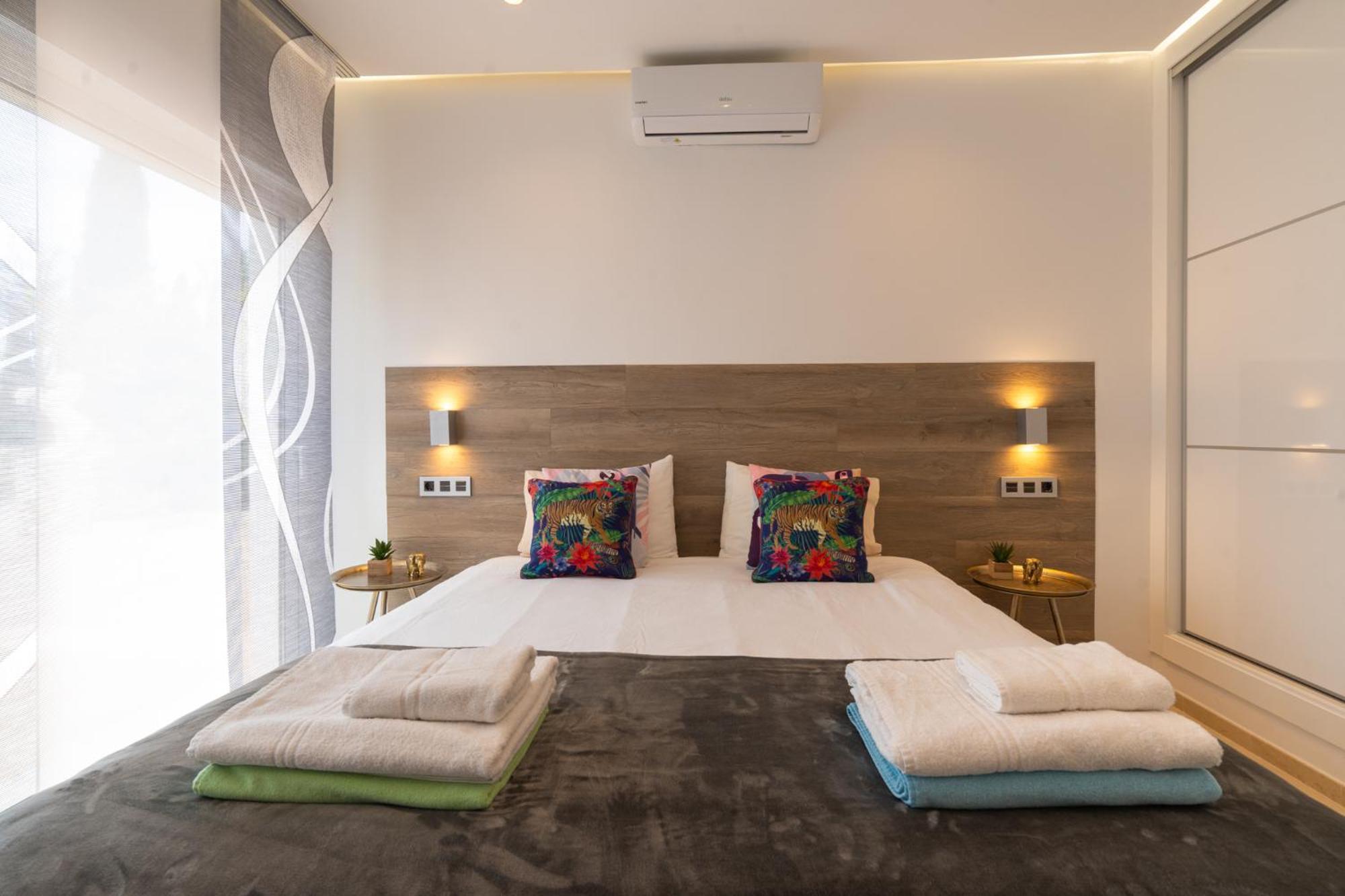 Vista Golf - Optional Heated Pool & Jacuzzi Villa