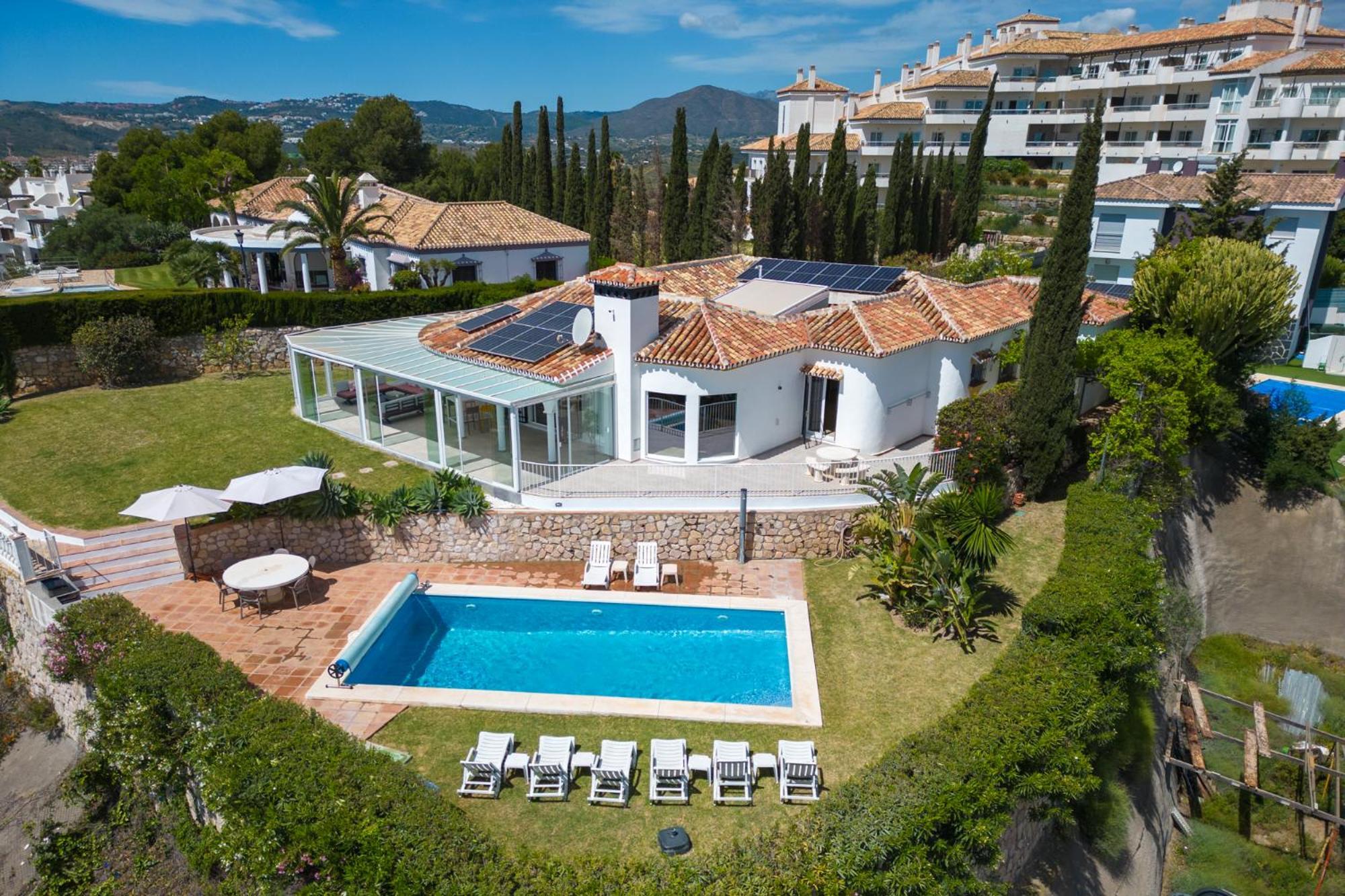 Vista Golf - Optional Heated Pool & Jacuzzi * Mijas