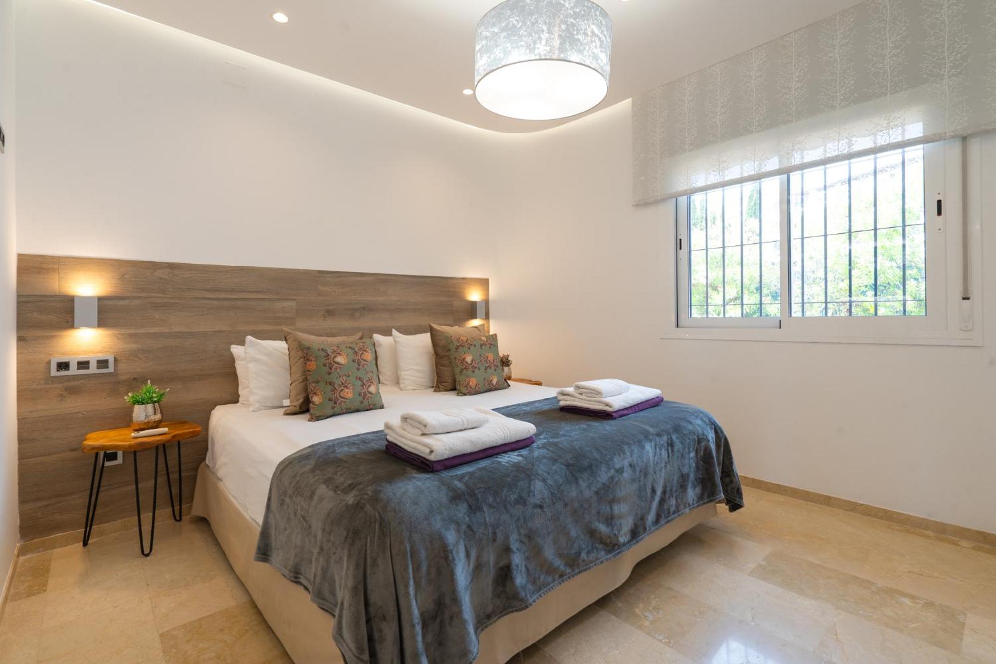Villa Vista Golf - Optional Heated Pool & Jacuzzi *