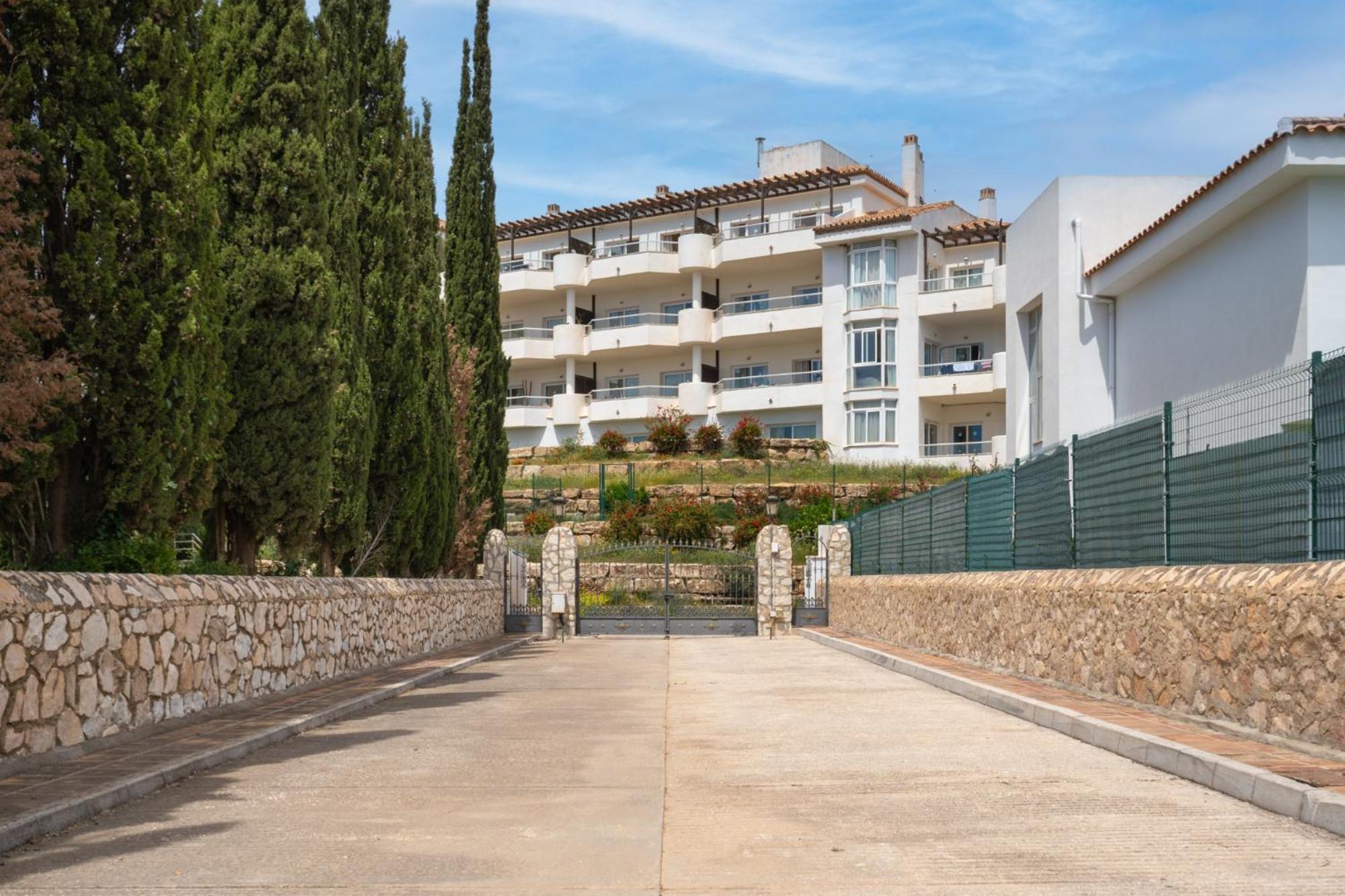 Villa Vista Golf - Optional Heated Pool & Jacuzzi *