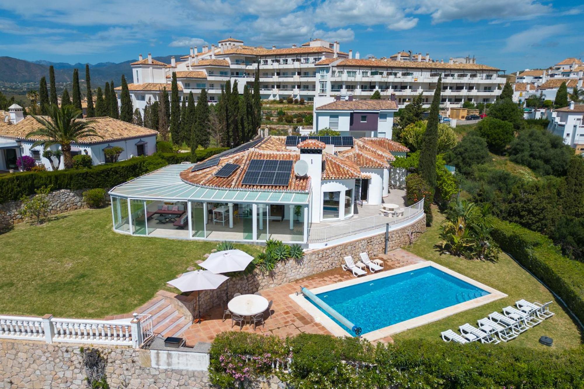 Vista Golf - Optional Heated Pool & Jacuzzi * Mijas