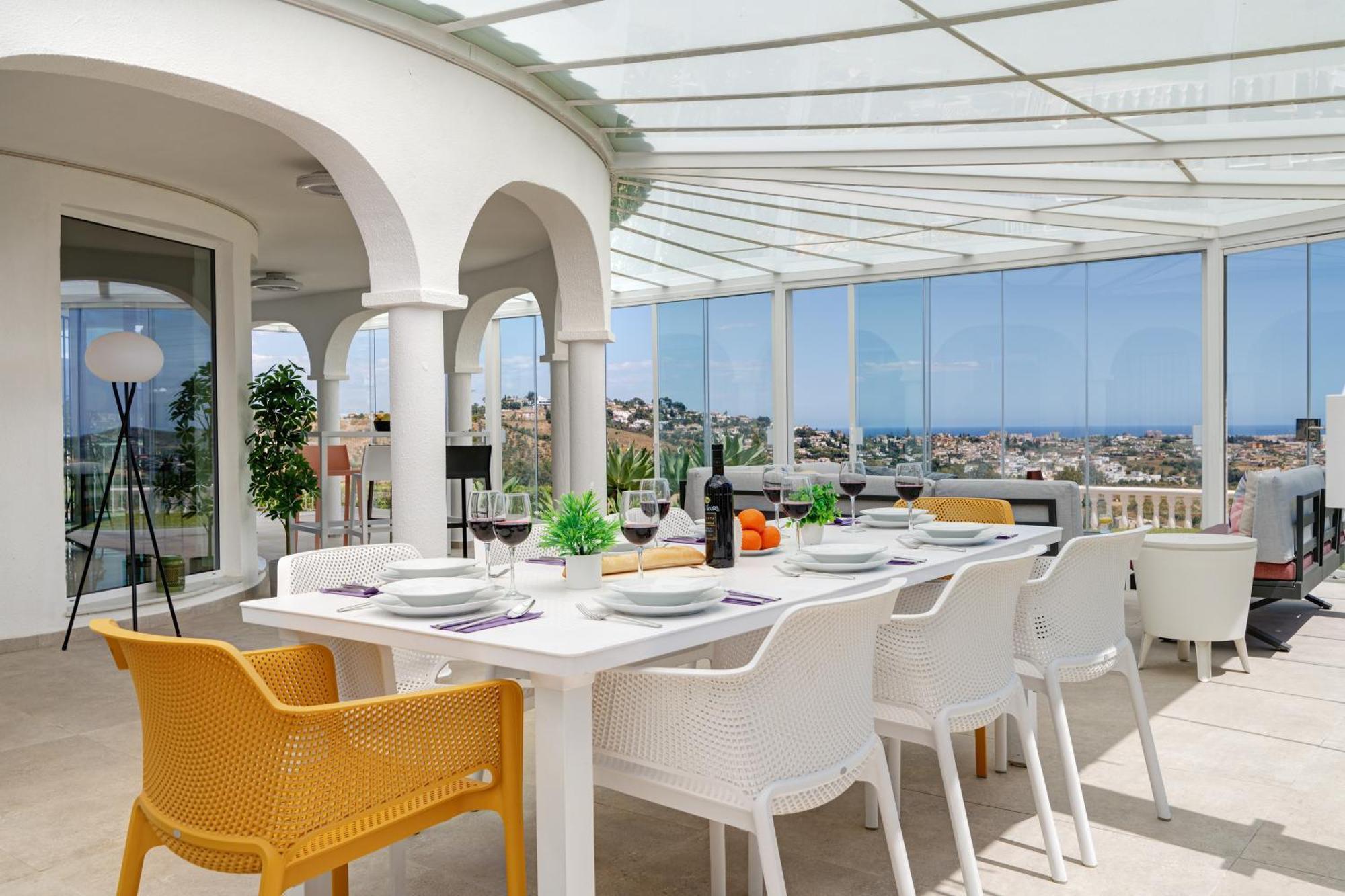 Vista Golf - Optional Heated Pool & Jacuzzi Villa